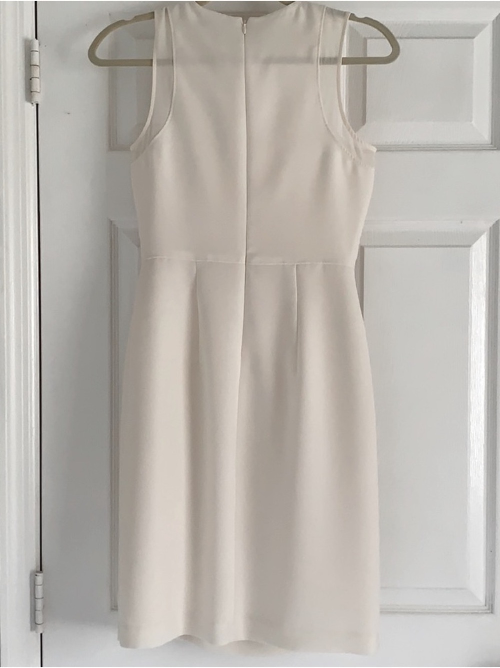 Club Monaco Cream Ohwen Sleeveless Sheath Dress Size 12 - Picture 2 of 6
